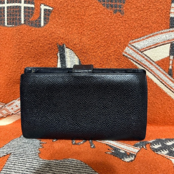 CHANEL “French Purse” Black Wallet - Picture 4 of 11